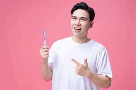 12 Wastong Paraan Ng Pagsisipilyo Ng Ating Mga Ngipin!.